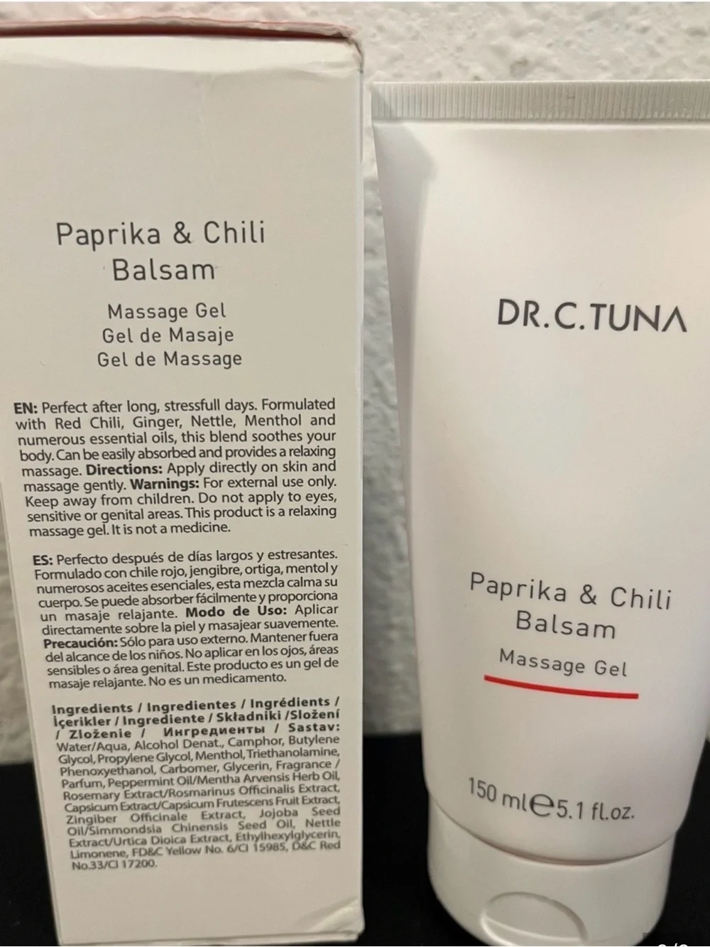 Farmasi Paprika & Chili Balsam Massage Gel - White with Red Accent